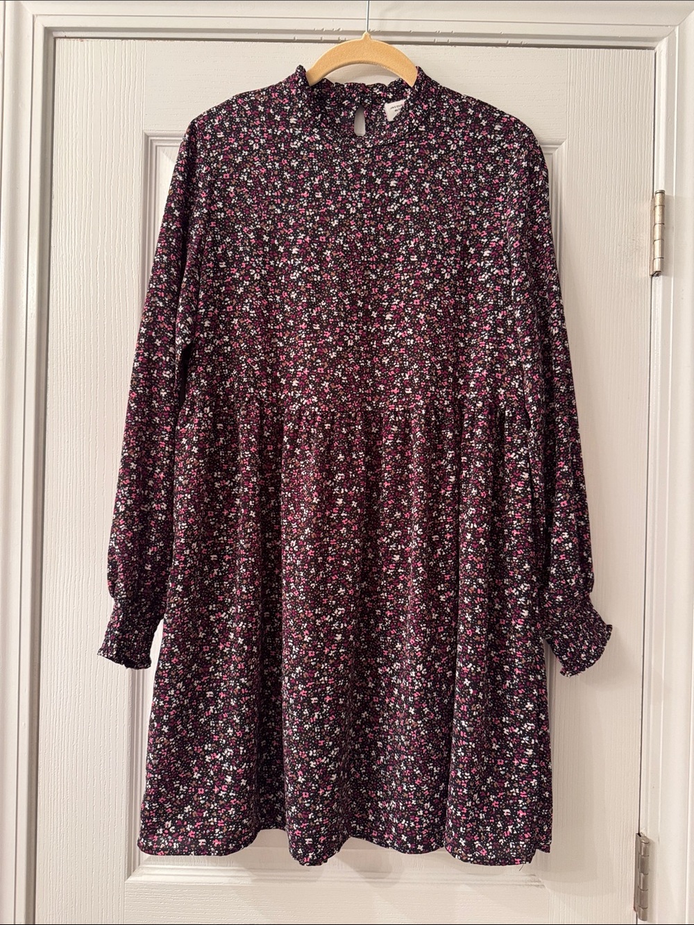 Jacqueline de Yong Floral High Neck Top — Black with Pink & White Ditsy Print